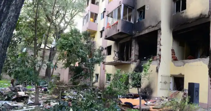 Una explosión en un edificio del Bajo Flores dejó 17 heridos