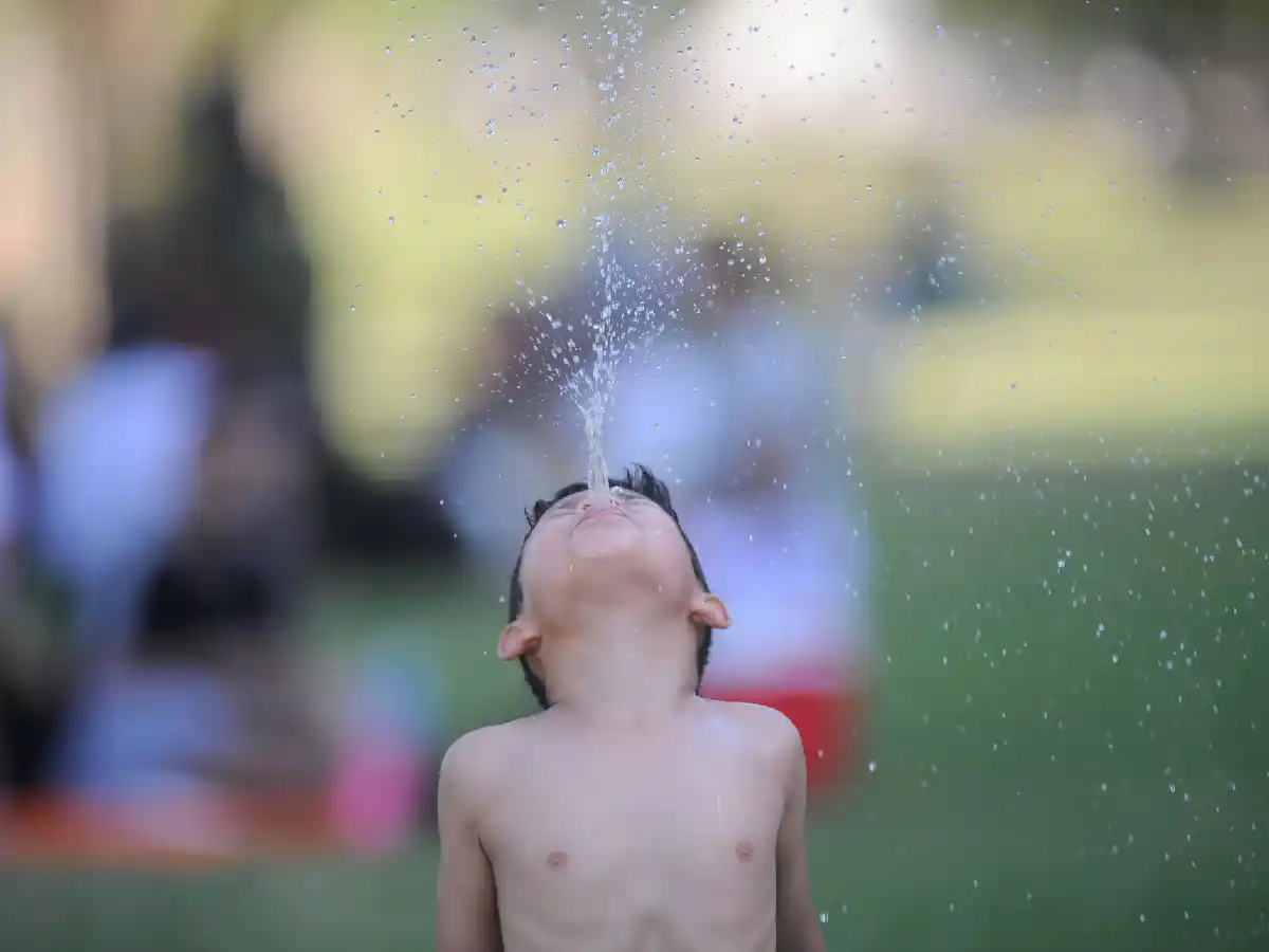 El calor llegó para quedarse: se espera un verano con altas temperaturas   