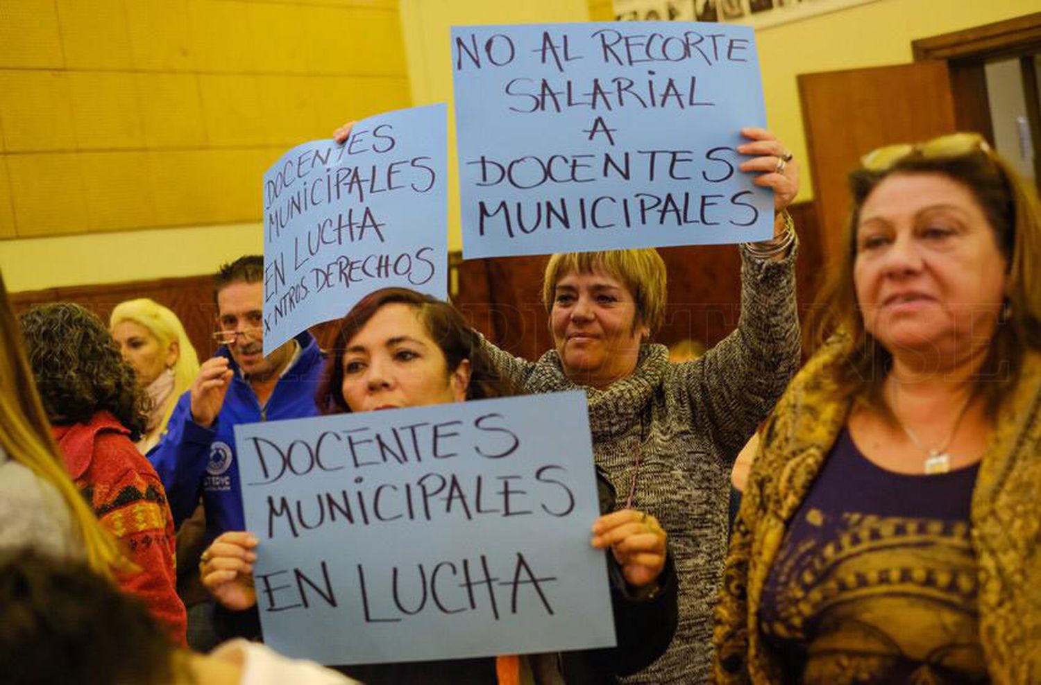 El jueves habrá paro de docentes municipales y retención en las otras dependencias