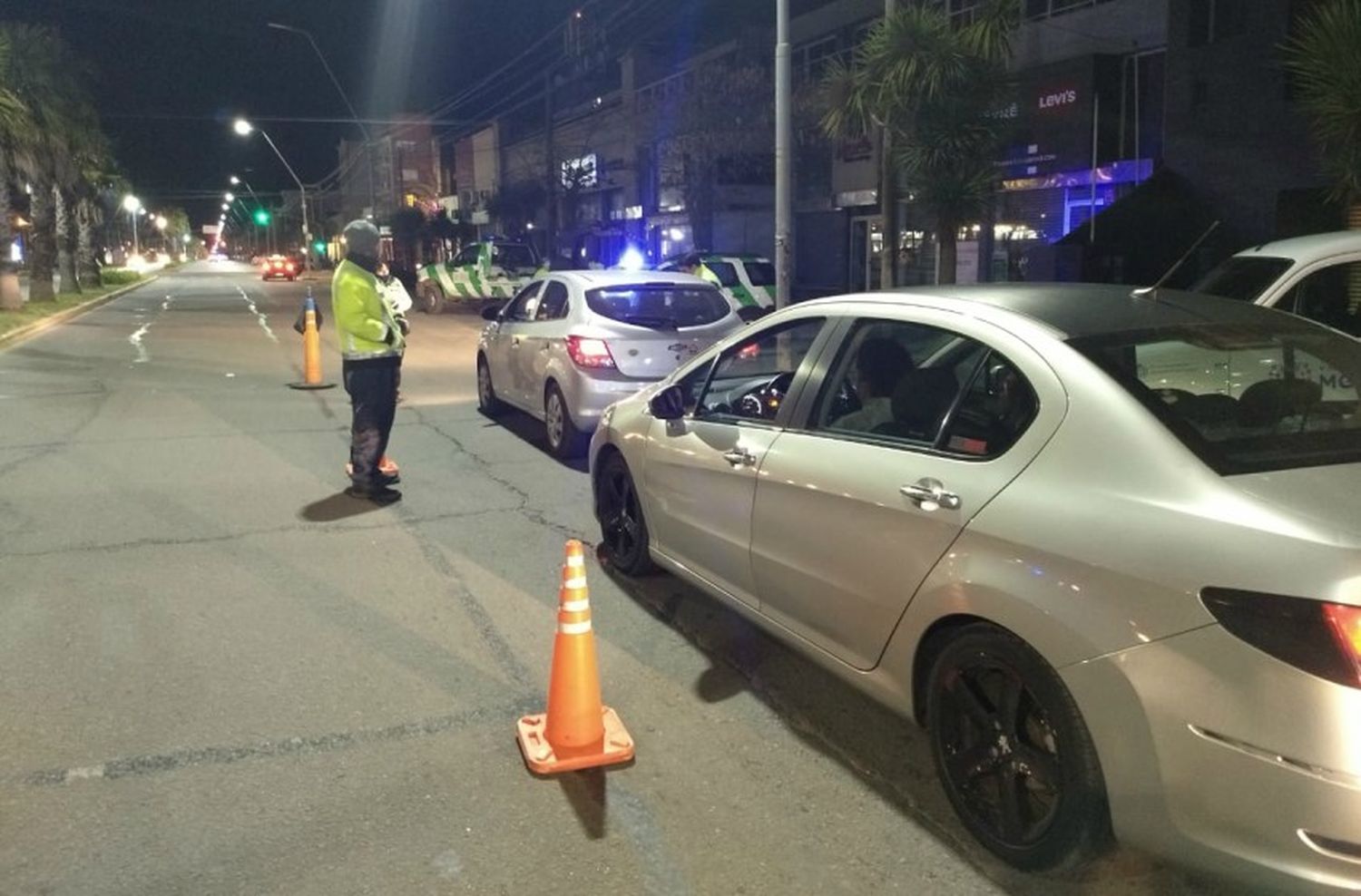 Tres casos de alcoholemia positiva durante la madrugada