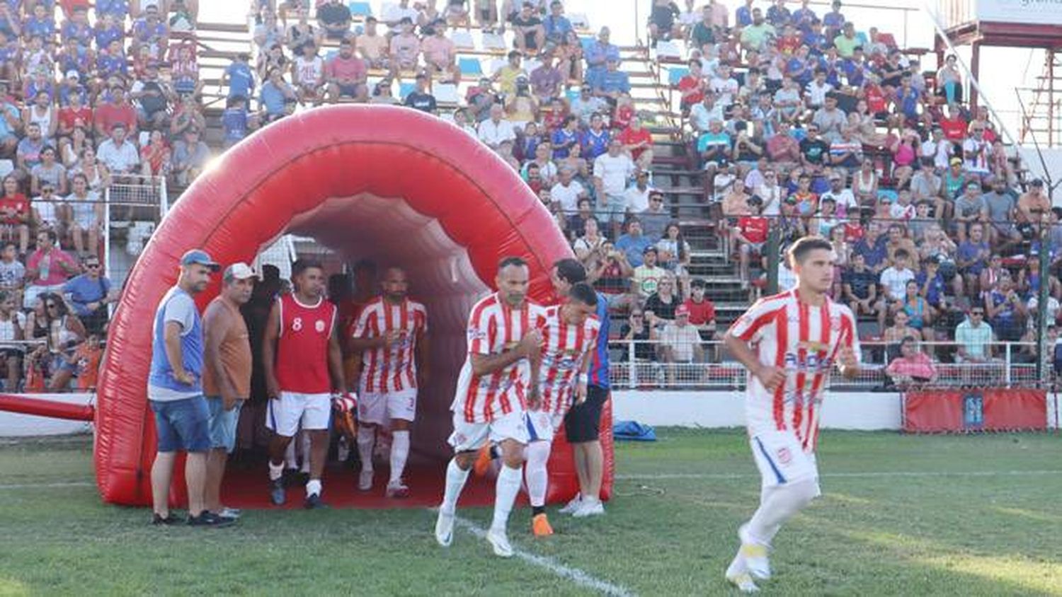 Libertad visitará a Gimnasia, el domingo, a las 20