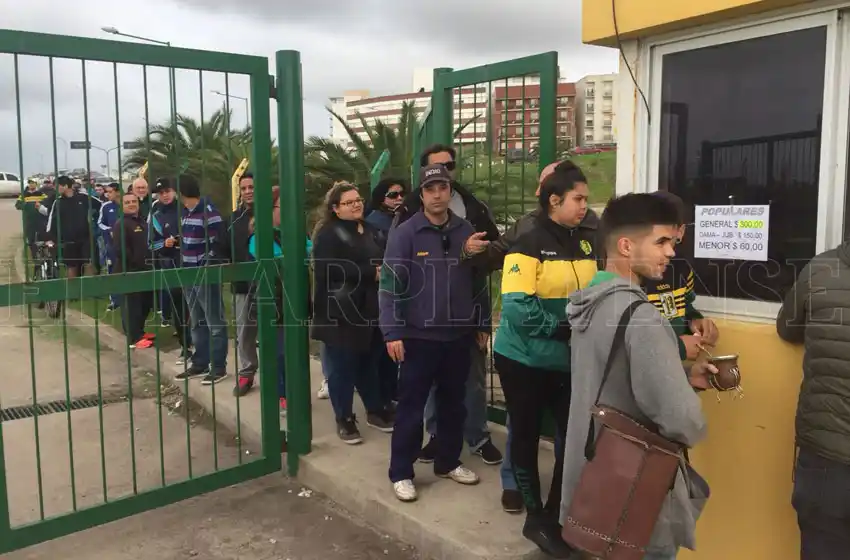 Comenzó el segundo día de venta de entradas en Aldosivi