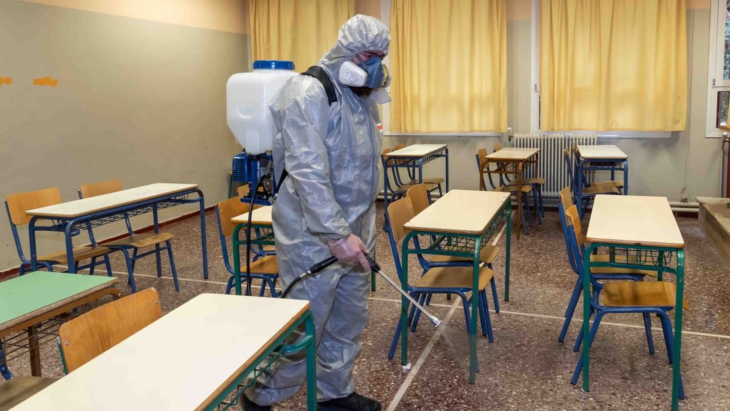 Bordet adelantó que ya trabajan en el protocolo para el retorno a las escuelas en la provincia