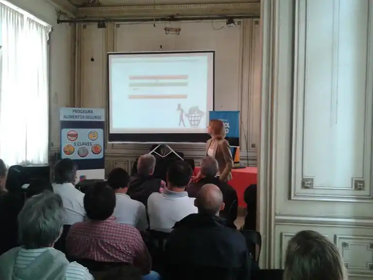 Capacitación sobre rotulado de alimentos