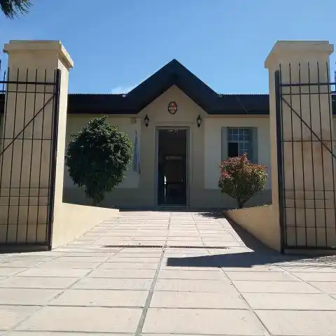 La Casa de la Escuela
