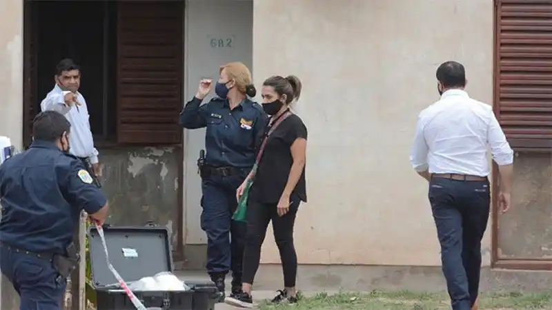 Asesinó de 12 puñaladas a su hijito de tres años mientras dormía