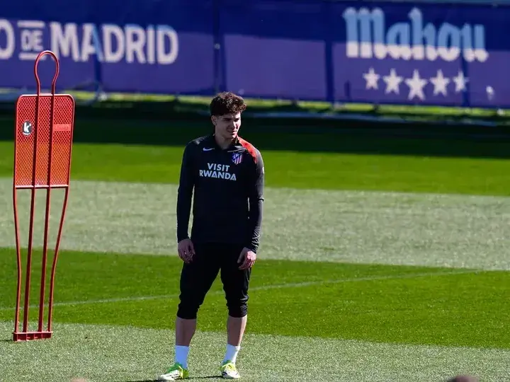 Julián Álvarez volvió al Atlético de Madrid en medio de sus rumores de traspaso al Barcelona. Foto: Reuters