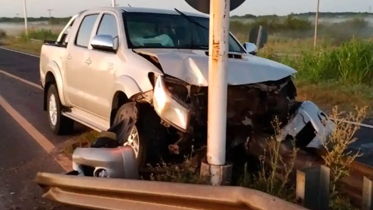 Esquivó un ciervo y chocó contra un guardarraíl: nuevo accidente en rutas
entrerrianas