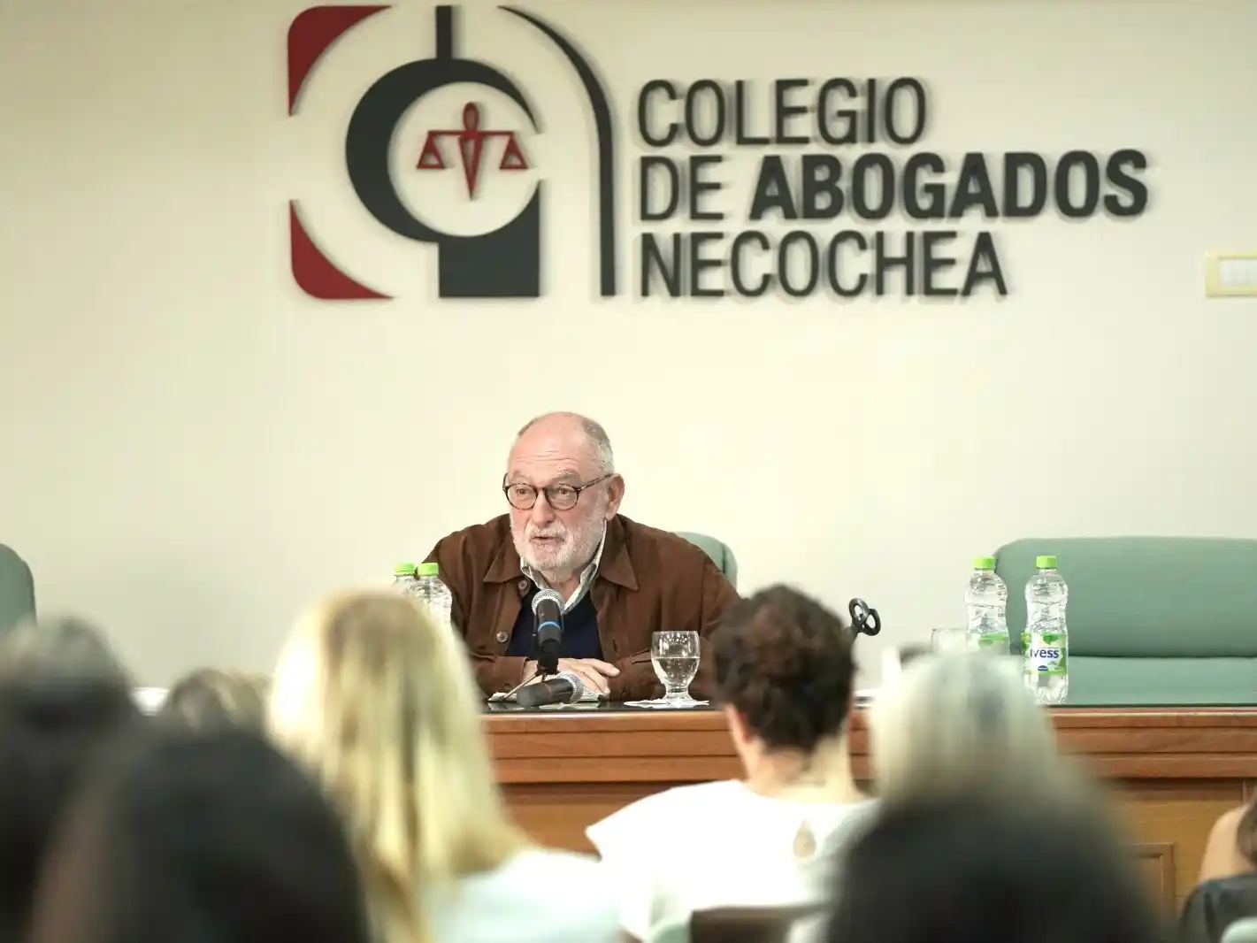 Disertación. Sobre la reforma laboral en el Colegio de Abogados local