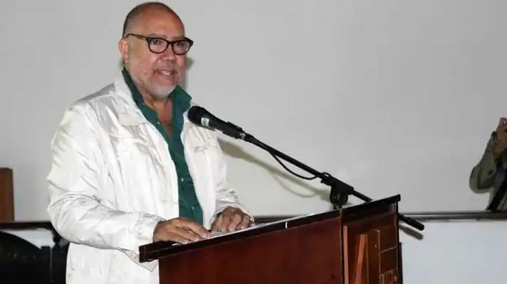 Descartan reinicio de clases si no arreglan problema salarial de los docentes universitarios