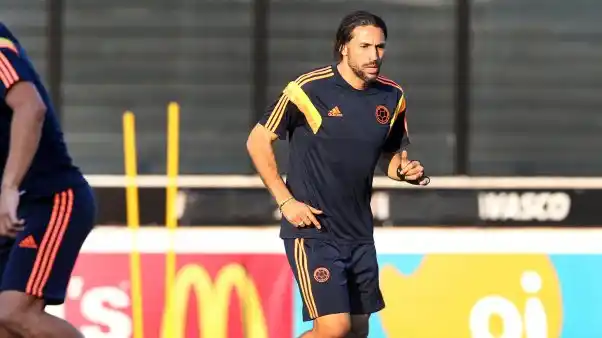 Mario Yepes llegó al país para sumarse a San Lorenzo de Almagro