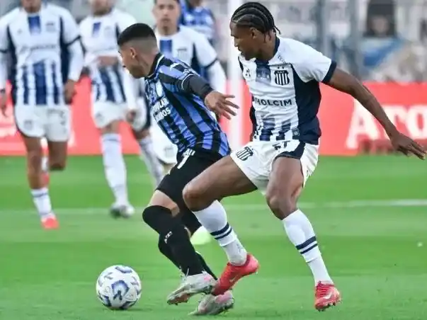 Atlético Tucumán goleó a Talleres y avanzó a octavos