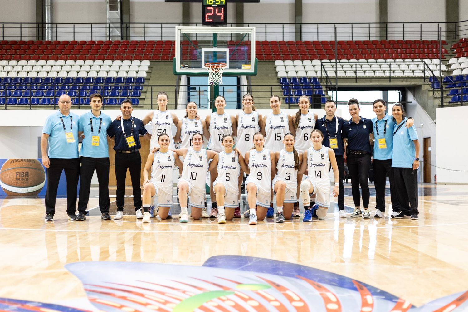 Argentina se impuso ante Uruguay y arrancó con el pie derecho la cita internacional.