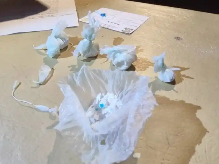 Allanamientos: secuestran cocaína, detienen a tres personas y capturan a un prófugo vinculado a un ataque armado