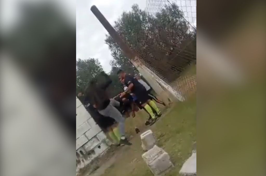 Golpearon a un árbitro en un torneo de fútbol