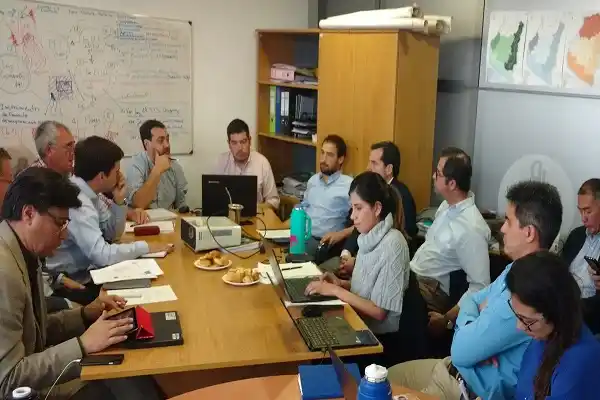 Negociaciones con el BID para el saneamiento del Río Uruguay