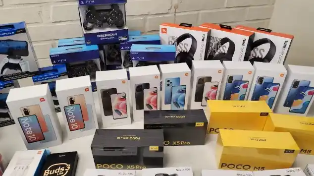 Hoy los celulares importados pagan 16% de aranceles y el contrabando es habitual