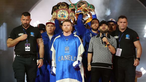 Canelo Álvarez aviva la rivalidad con Messi y vuelve a elegir a Cristiano