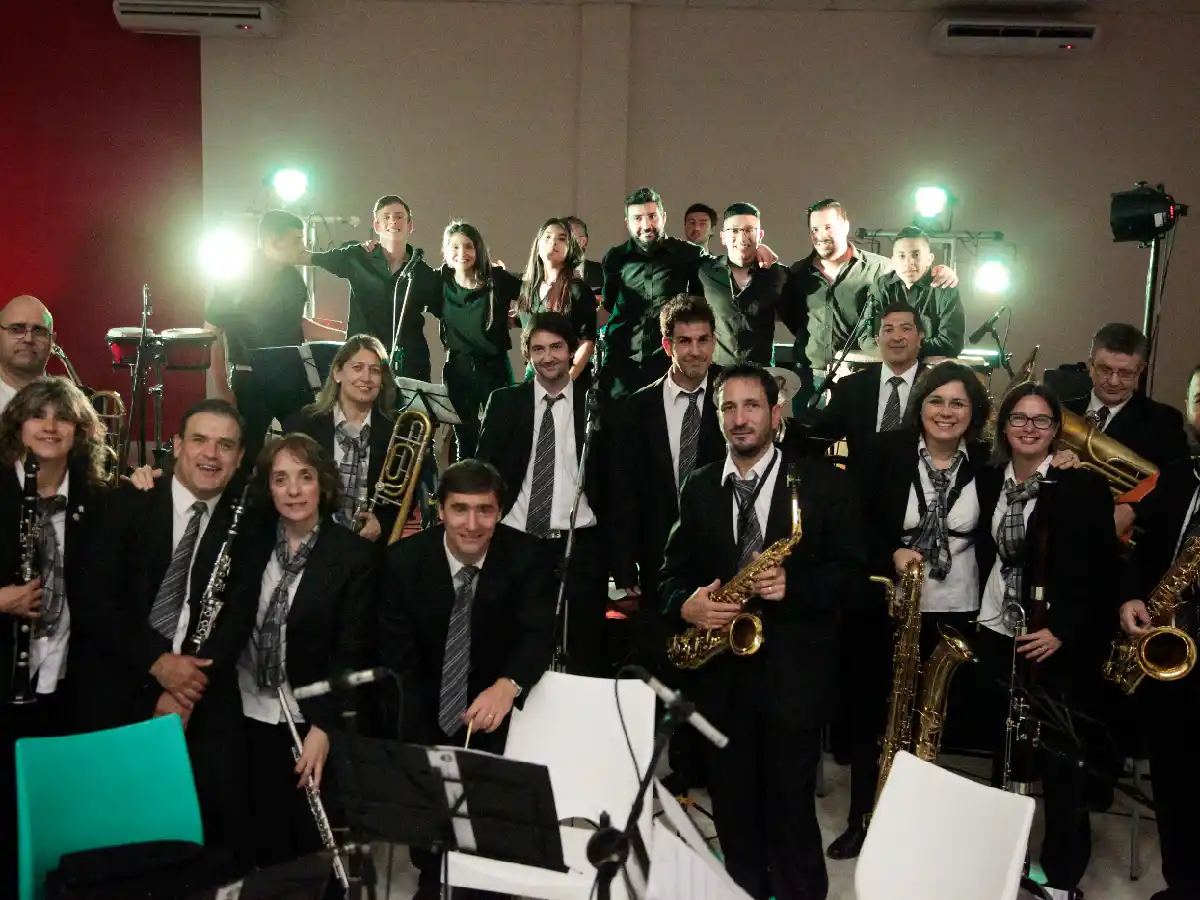 Hubo gala de cumbia en el Centro Cultural 