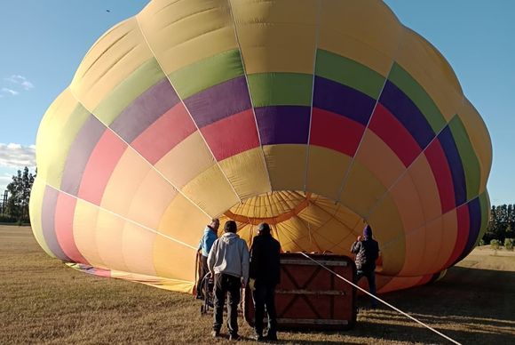 Así fue la aventura de vuelos en globo aerostático en Vuelta de Obligado