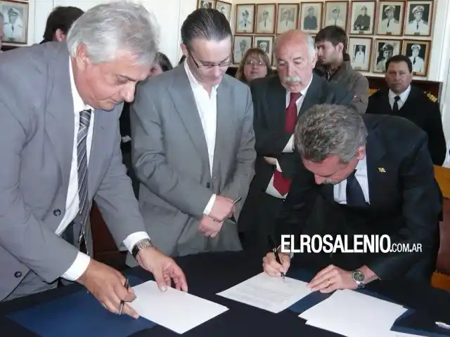 Construirán embarcaciones para la Armada en Punta Alta