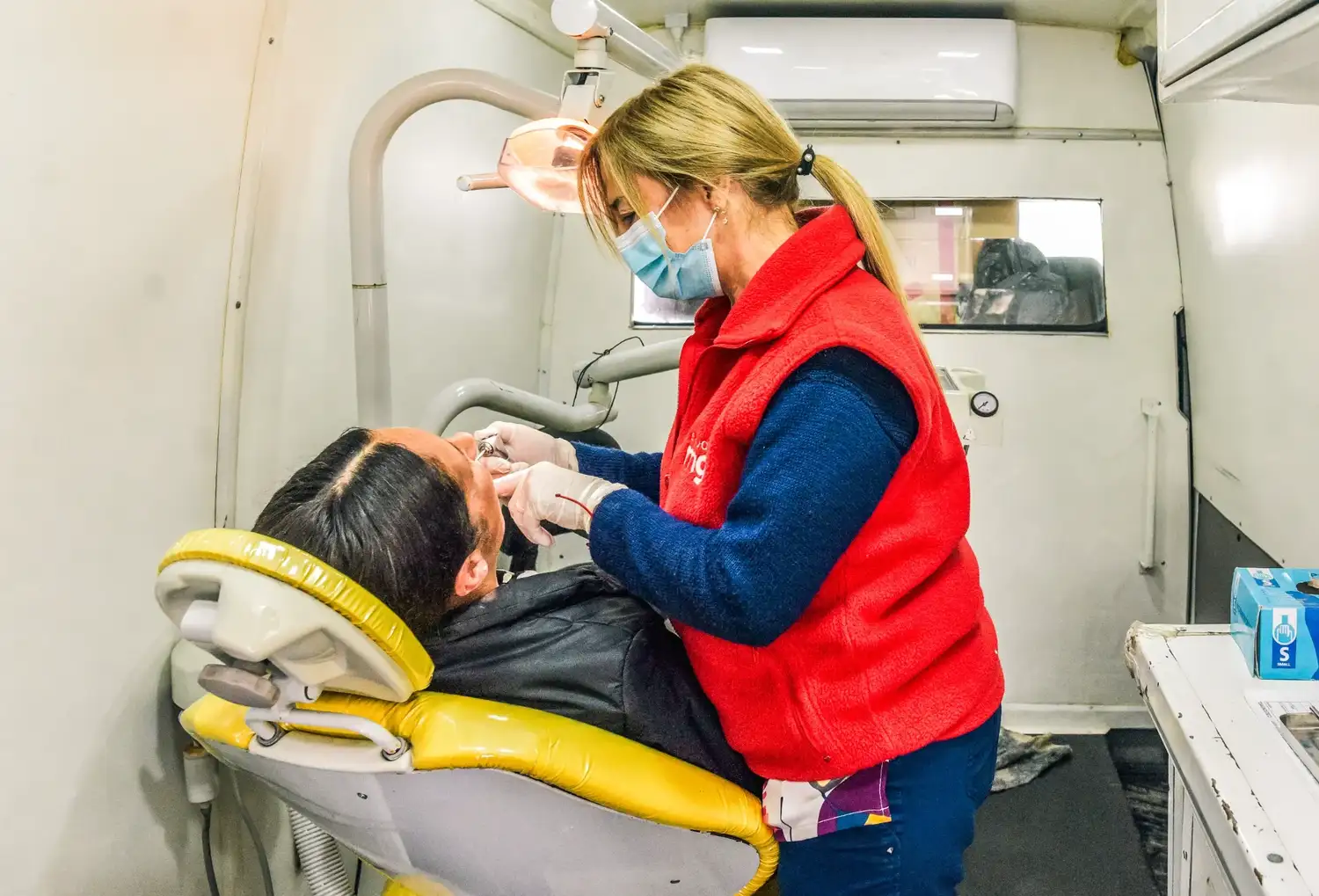 "Salud en tu Barrio" llega a dos sectores de Mar del Plata con controles médicos, vacunación y castraciones
