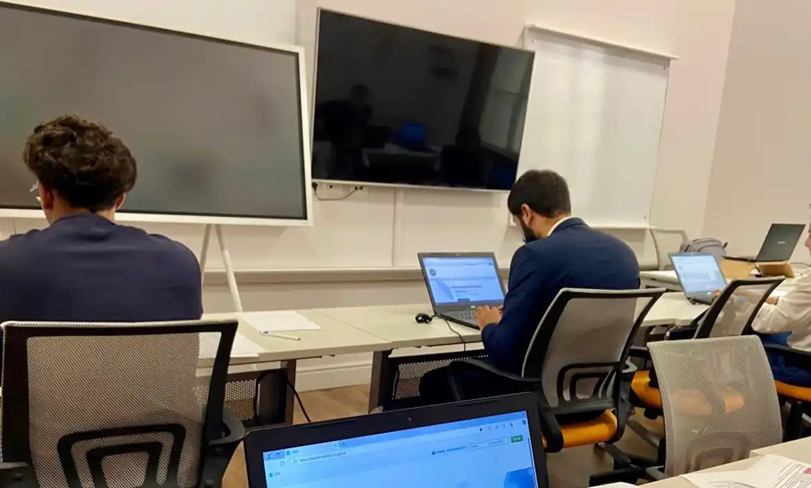 El 6% de los estatales desaprobó el examen de idoneidad y desde julio perderían su puesto