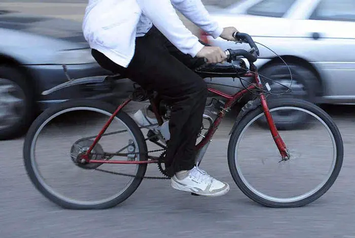 “Bicimotos” circulan sin ningún control