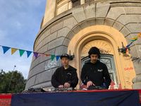Tarde de música electrónica en la Plaza del Tanque: Dj´s, feria y una nueva propuesta en la ciudad