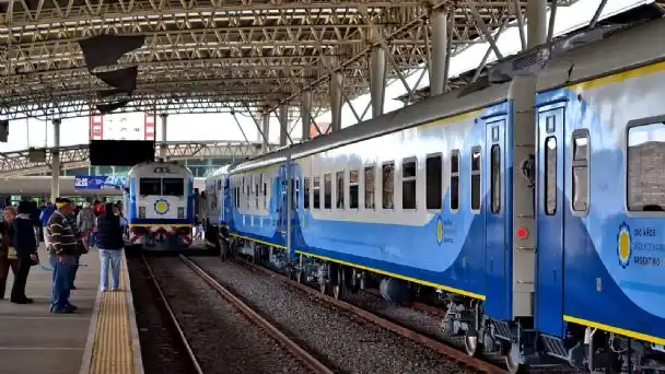 Paro de trenes: Los pasajeros que regresan de Mar del Plata quedaron varados