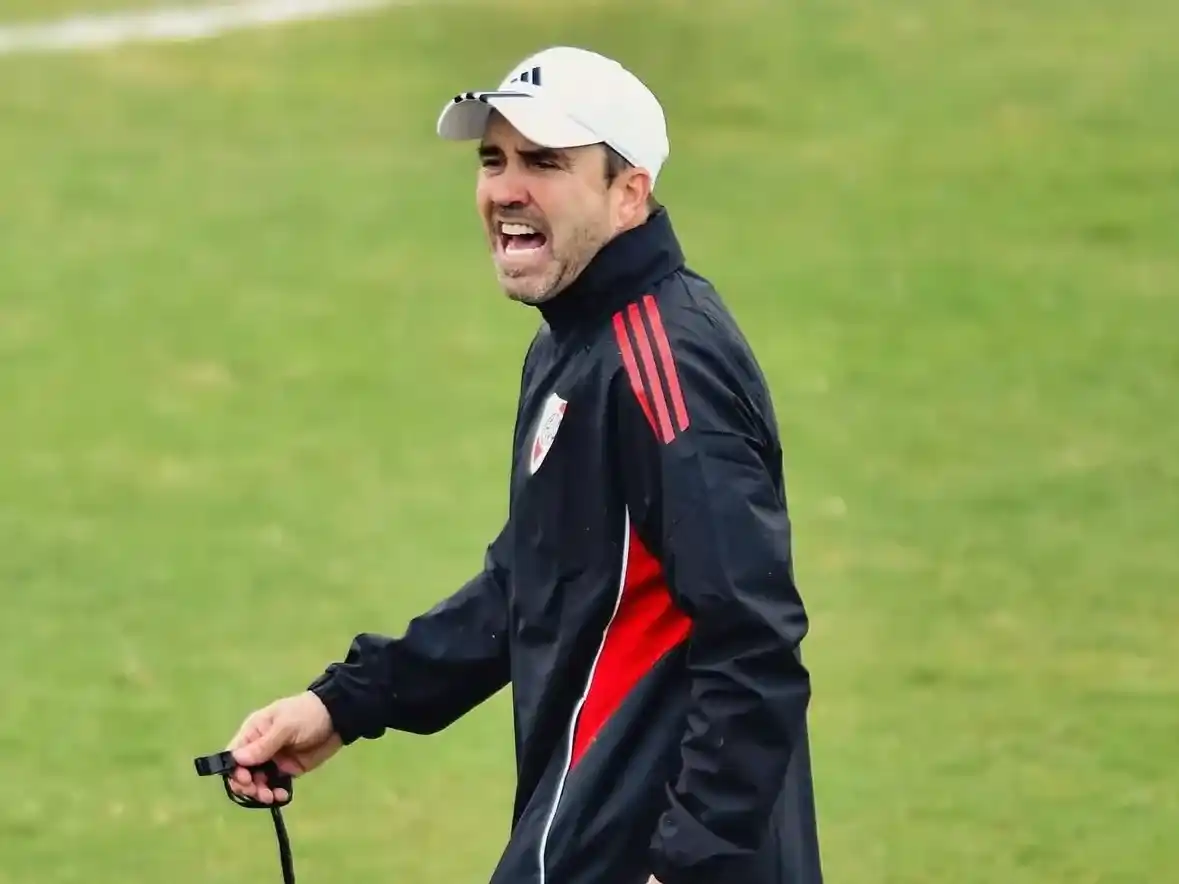 Coudet se presenta en el Monumental.