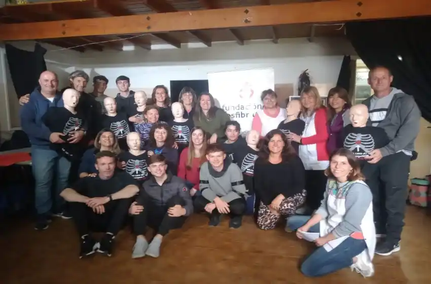 Cooperadora de La Chacra: "Somos la primera escuela pública cardioprotegida"