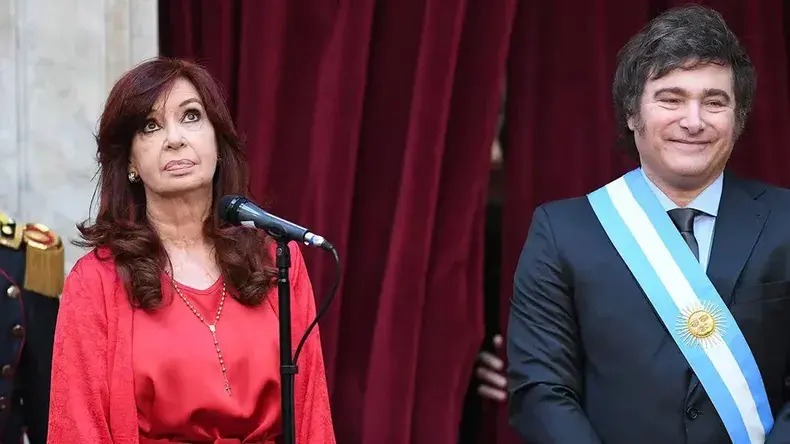 Cristina publicó una dura carta contra Milei.