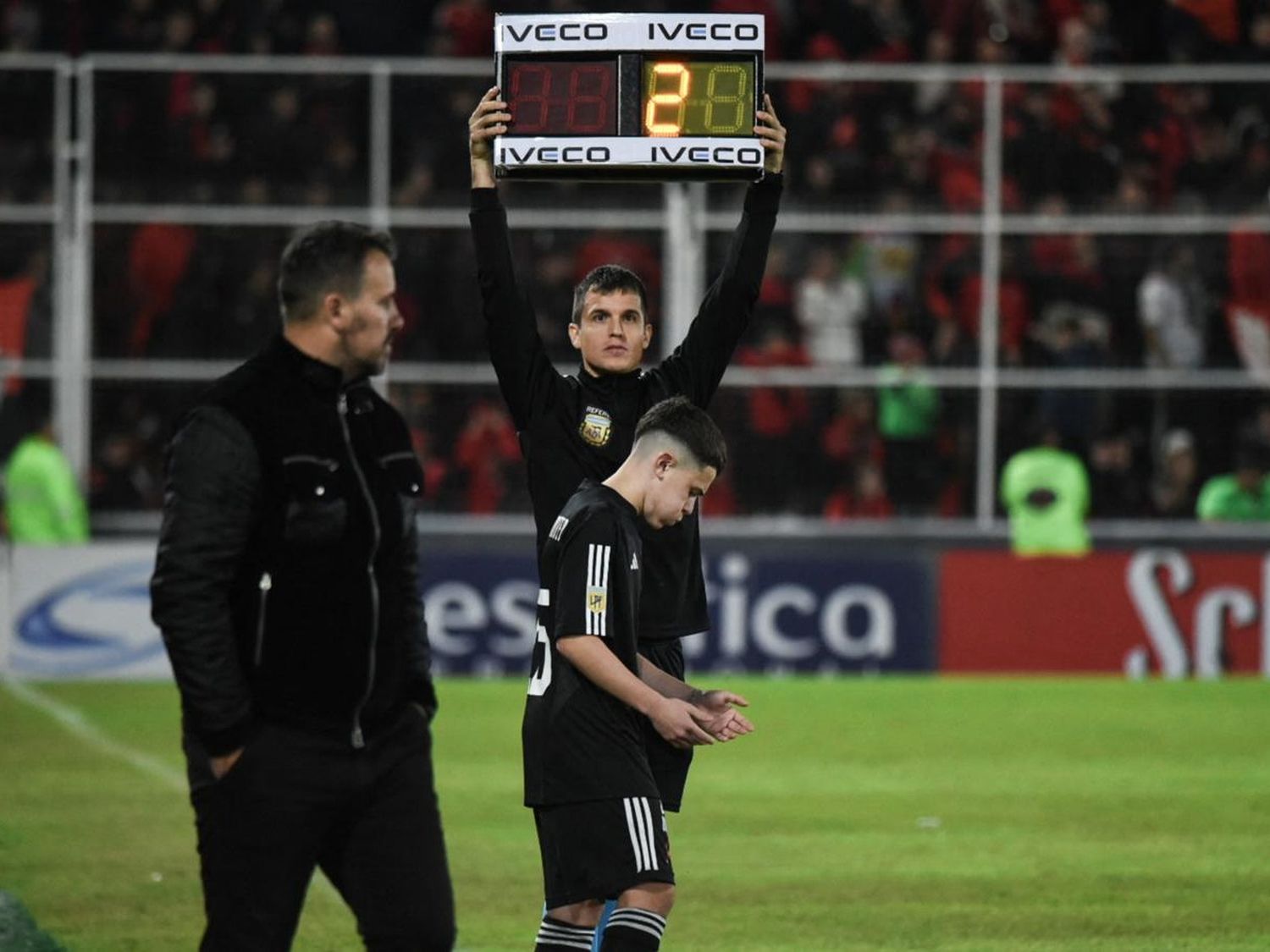 Fuera de Juego - Debuts de entrenadores y jugadores de fútbol