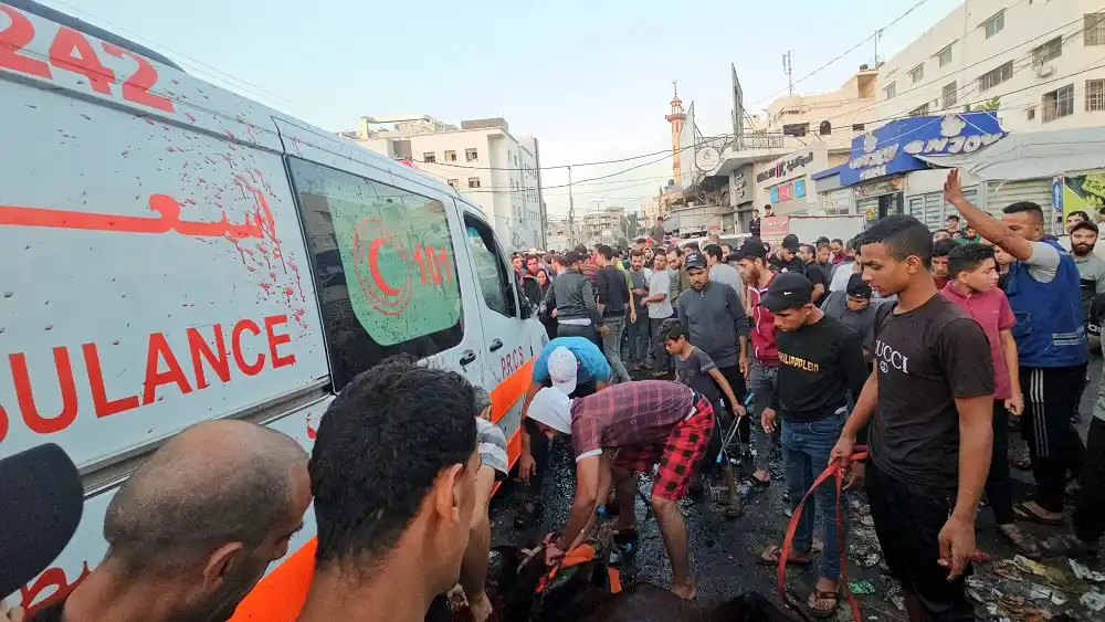 Hamas denuncia un letal bombardeo de Israel frente al principal hospital de Gaza