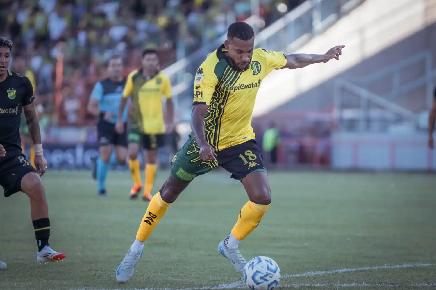 Ayrton Preciado es baja en Aldosivi.