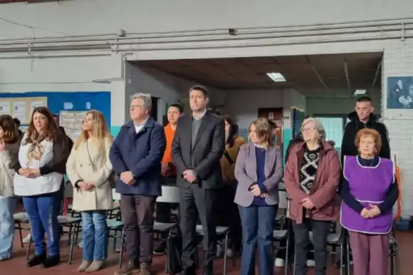 Reconocieron a la Escuela Primaria Municipal Nº6 por su 50° aniversario