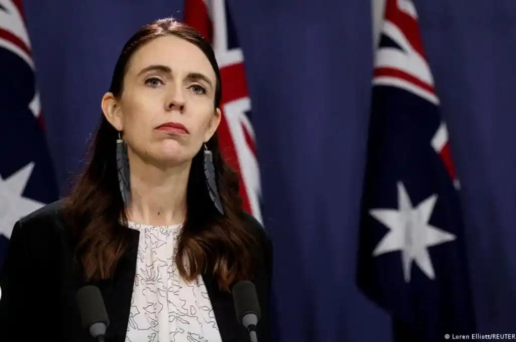 Nueva Zelanda : la primera ministra Jacinda Ardern renunció a su cargo