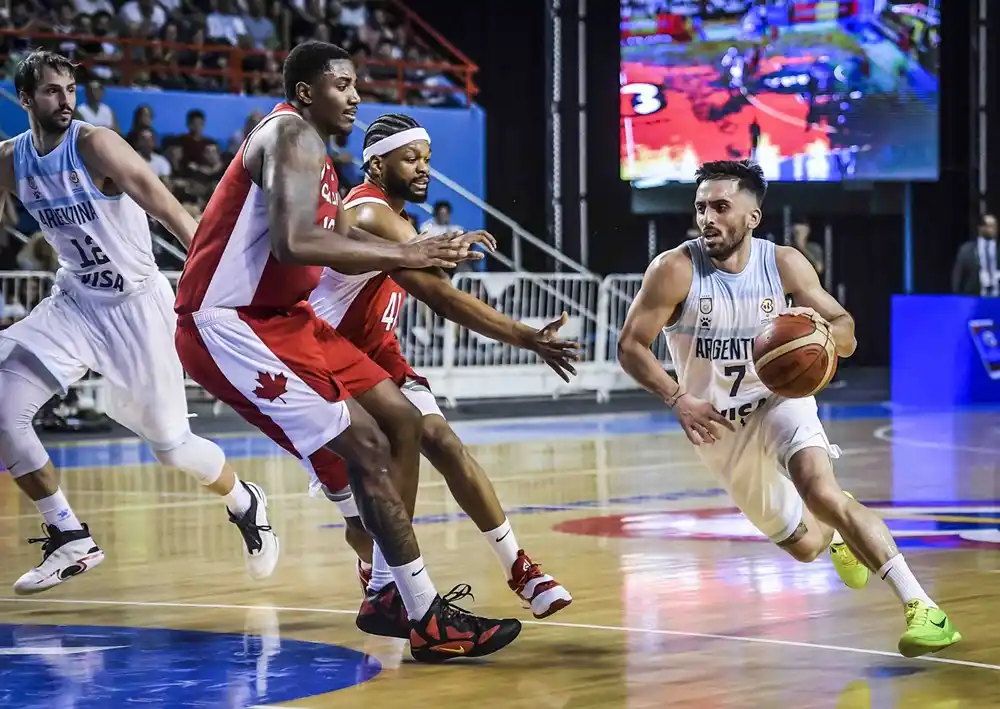 Argentina le sacó el invicto a Canadá y dio un paso clave hacia el Mundial