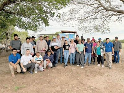 Lanzaron la siembra de primera de maíz
y cucurbitáceas en paraje Teniente Brown