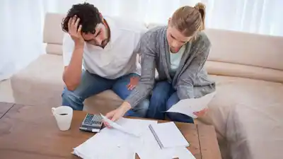 Familias endeudadas: se registró el pico de morosidad más alto de los últimos 15 años