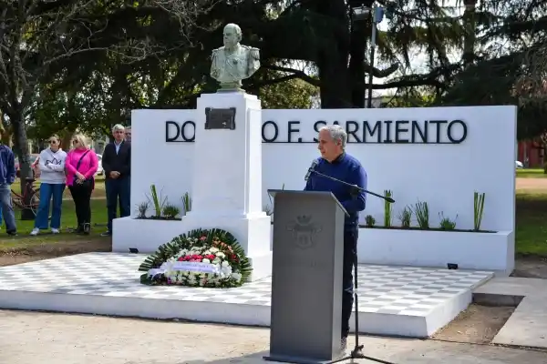 Gastón: “estoy muy feliz de poder confirmar que, después de 113 años, Chascomús va a tener una nueva escuela primaria pública”