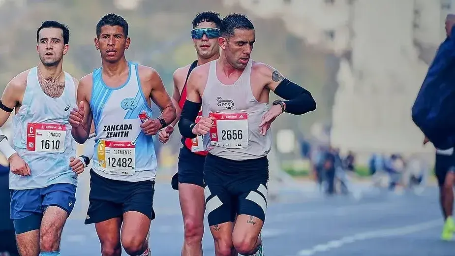 Federico Santibáñez logró el puesto 29 en la Maratón de Buenos Aires