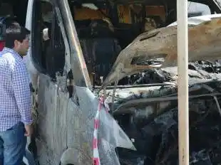 Incendiaron 2 móviles del municipio de Malvinas Argentinas