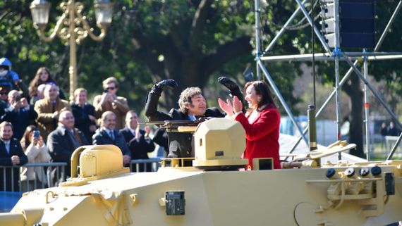 El moderno tanque que presentó el Gobierno en el desfile por el 9 de Julio