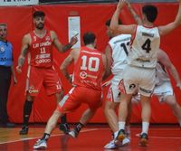 La Unión, con Acuña, busca la clasificación