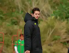 Gago se acerca a un Racing que busca salir de su crisis