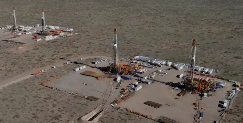 Pozos de Vaca Muerta: YPF consolida su liderazgo con niveles récord de producción.