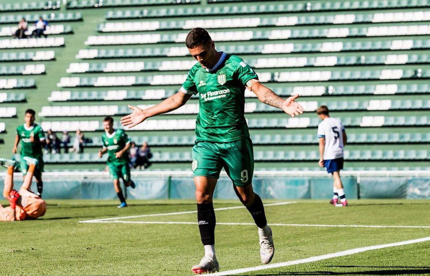 El tandilense Echeverría le dio el triunfo a Banfield: mirá el gol