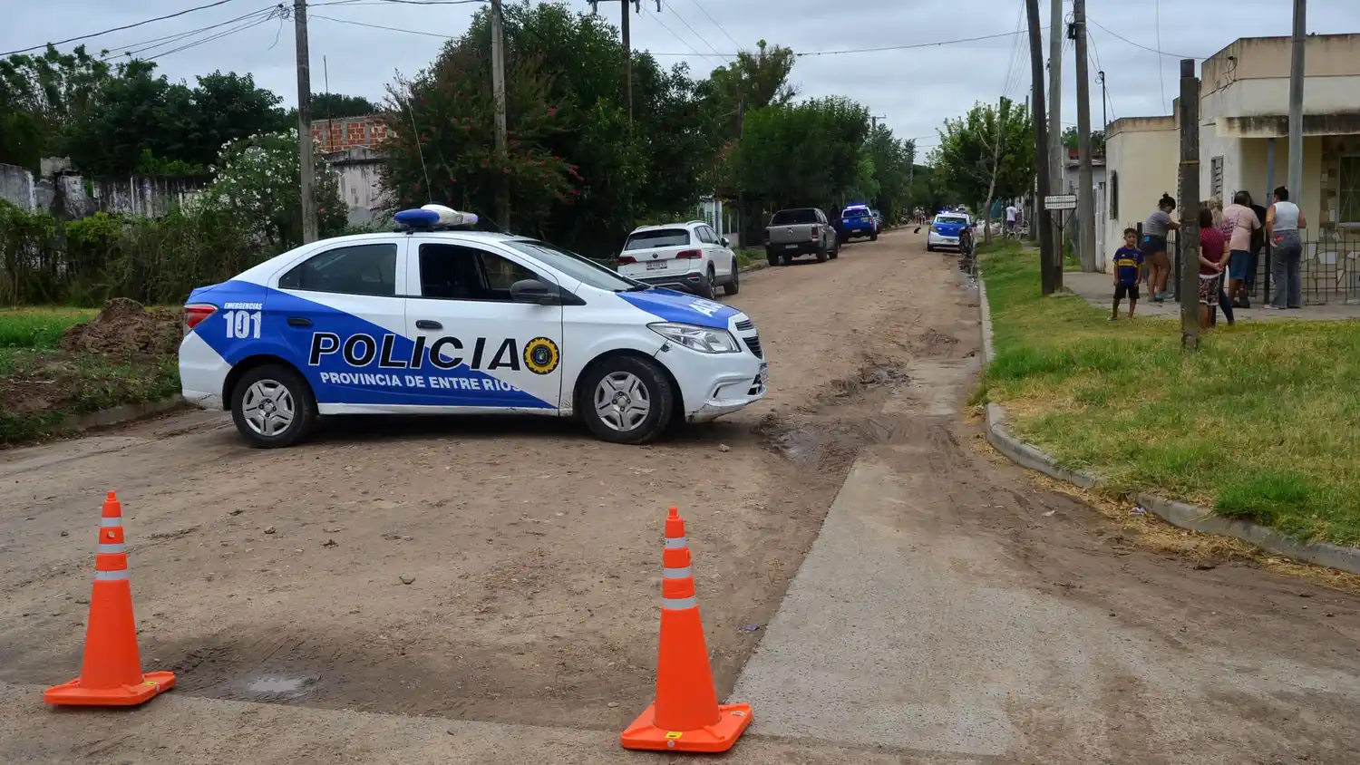 Asesinan a una mujer a golpes y el único sospechoso está prófugo